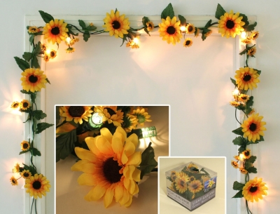 Sunflower chain with LED lig...