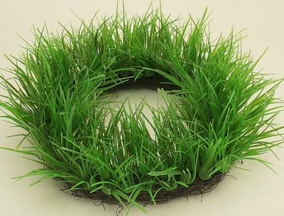 natural wreath with grass